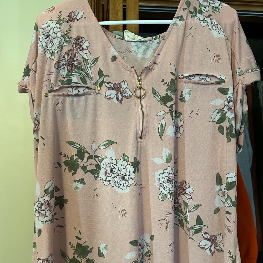 Floral shirt flowey